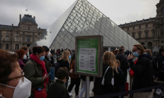 CORONAVIRUS: PLUS DE 20.000 CONTAMINATIONS EN 24 HEURES EN FRANCE