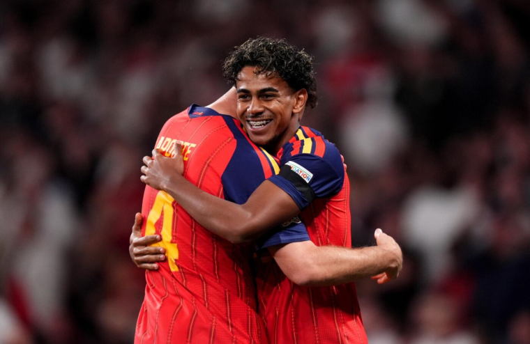 L'Espagne renverse l'Angleterre au terme d'un match fou