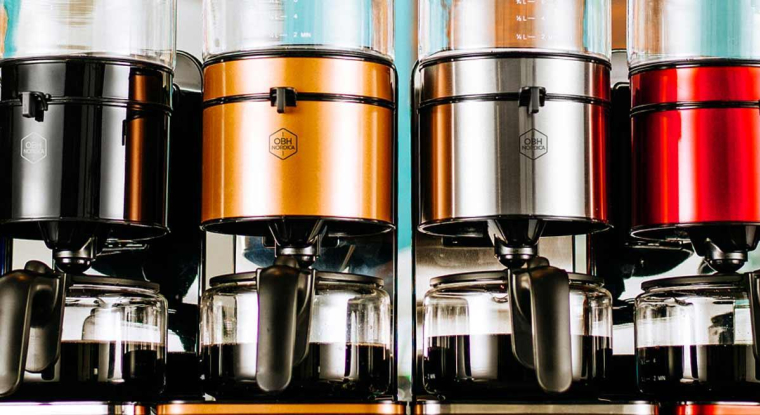 Le titre du fabricant de petits équipements domestiques gagne 44% sur un an. (© Seb)