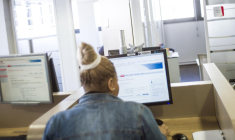 ( AFP / FRED DUFOUR )