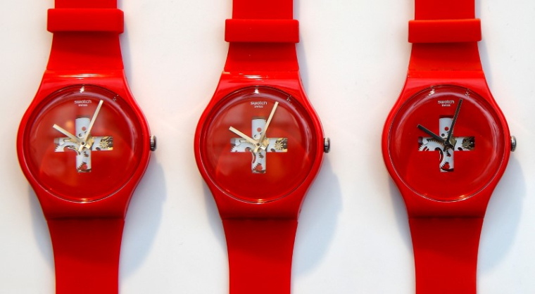 SWATCH "TRÈS POSITIF" POUR 2018 APRÈS UNE ACCÉLÉRATION FIN 2017