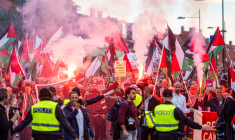 Plusieurs centaines de manifestants défilent contre Israël avant le match Norvège-Israël