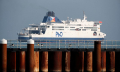 GRANDE-BRETAGNE: LA COMPAGNIE P&O FERRIES LICENCIE 800 PERSONNES