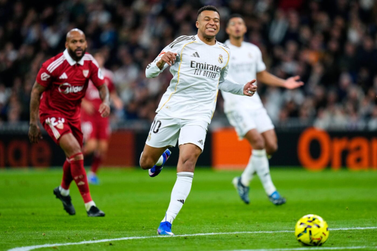 Un Mbappé record permet au Real Madrid de s’imposer contre Séville