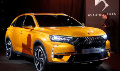 PSA DÉVOILE LA DS7 CROSSBACK
