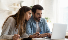 Selon les prévisions de l’OFCE, le pouvoir d’achat devrait se réduire entre - 1,2 % et - 2,0 % entre la fin 2021 et la fin 2023 (Crédit photo : 123RF)
