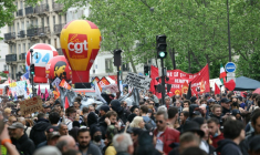 Défilé à Paris lors du 1er mai 2024 ( AFP / Alain JOCARD )
