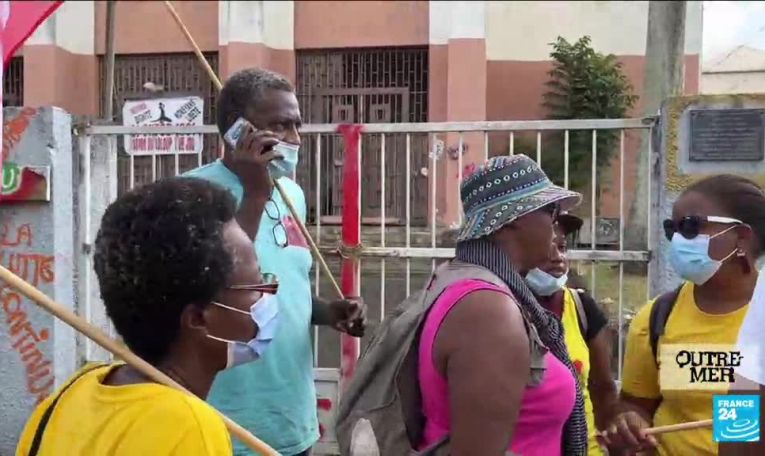 Covid-19 : l'état d'urgence décrété dans cinq nouvelles collectivités d'Outre-Mer