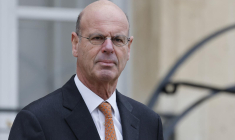 Le ministre de l’Économie Éric Lombard s'est dit "plutôt" partisan d'une contribution accrue des retraités à l'effort financier en faveur du système de retraites. ( AFP / LUDOVIC MARIN )