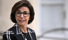 Rachida Dati, candidate LR à la mairie de Paris pour les élections municipales, à Paris le 14 octobre 2025 ( AFP / JULIEN DE ROSA )