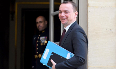 Le ministre du Travail Olivier Dussopt à Matignon le 17 mai 2023. ( AFP / EMMANUEL DUNAND )