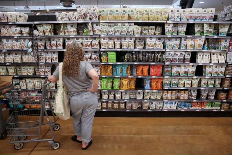 ETATS-UNIS: LES DÉPENSES DES MÉNAGES AUGMENTENT MODÉRÉMENT, L'INFLATION SE POURSUIT