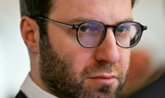 Le ministre de l'Economie Antoine Armand au Havre, le 7 novembre 2024. ( AFP / LOU BENOIST )