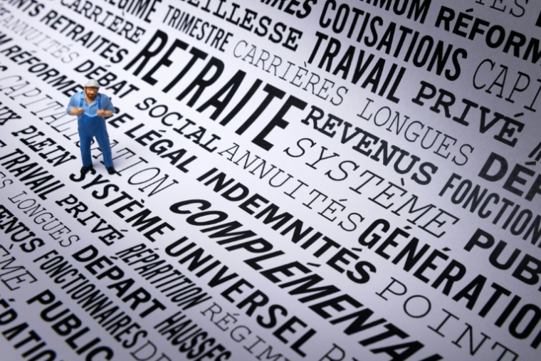 A partir de 2027, les conditions de cumul emploi-retraite vont se durcir fortement, une conséquence passée presque inaperçue de l'adoption mardi du budget de la Sécurité sociale mais qui représente une petite révolution pour les seniors ( AFP / JOEL SAGET )