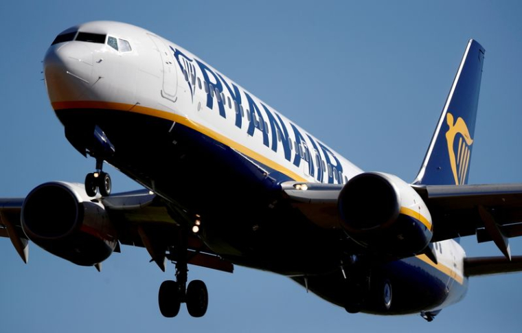 RYANAIR RELÈVE SES PRÉVISIONS DE TRAFIC À LONG TERME