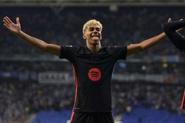 L'ailier espagnol du FC Barcelone Lamine Yamal a ouvert le score dans le derby catalan contre l'Espanyol Barcelone le 15 mai 2025 ( AFP / MANAURE QUINTERO )