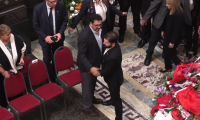 Le président chilien Boric dit adieu à l'ex-président uruguayen "Pepe" Mujica