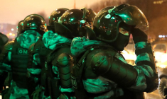 ARRESTATIONS EN RUSSIE: LE DRIAN DÉNONCE LA "DÉRIVE AUTORITAIRE" RUSSE