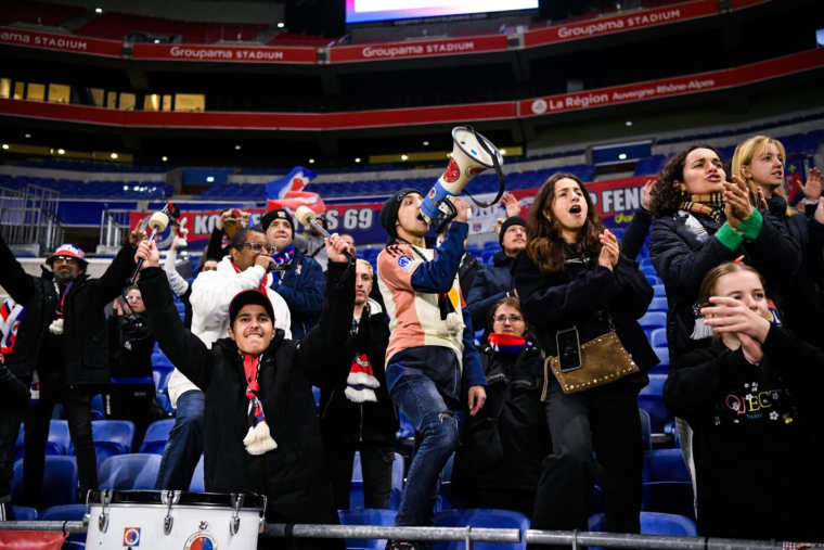 Les supporters de l'OL Lyonnes boycottent la finale de la Coupe LFFP à Abidjan