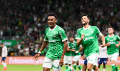 Saint-Étienne s'amuse, Nantes perd encore et plonge dans la crise
