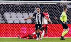 Non, Angers-Monaco n'a pas été arrêté pour la rupture du jeûne du ramadan