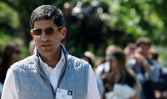 Kevin Warsh, ancien gouverneur de la Réserve fédérale américaine et désigné par Donald Trump our prendre sa tête en mai 2026,lors de la Allen & Company Sun Valley Conference à Sun Valley (Idaho) le 10 juillet 2024 ( GETTY IMAGES NORTH AMERICA / KEVORK DJANSEZIAN )