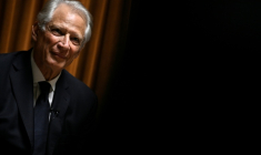 L'ancien Premier ministre Dominique de Villepin, candidat potentiel à l'élection présidentielle de 2027, lors d'une conférence à La Sorbonne, le 27 mars 2026 à Paris ( AFP / JULIEN DE ROSA )