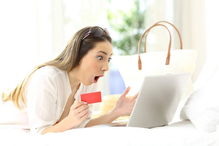 Découvert bancaire : comment l’éviter grâce à quelques astuces simples / iStock.com - AntonioGuillem