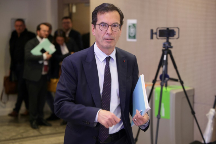 Le ministre du Travail, Jean-Pierre Farandou, le 13 avril 2026 à Paris ( AFP / Ludovic MARIN )