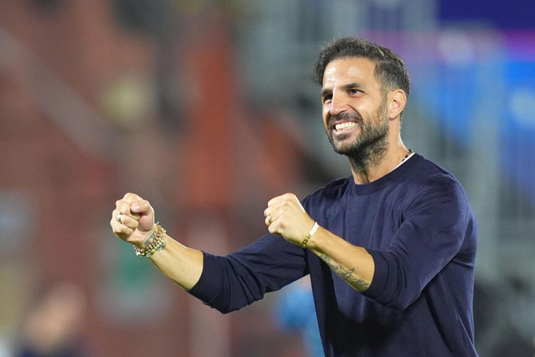 Le président de Côme compare Cesc Fàbregas à une légende du coaching