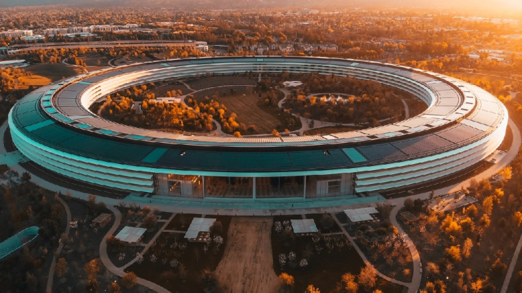 Le siège d’Apple est un des bâtiments les plus chers du monde (Crédit Photo: Carles Rabada - Unsplash)
