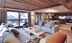 La recherche des beaux volumes et d'un certain niveau de standing dans l'immobilier de montagne est une tendance de fond. La demande a évolué. Les vacanciers veulent de l'espace, du confort, loin des petits studios des années 70. (© Promo 6)