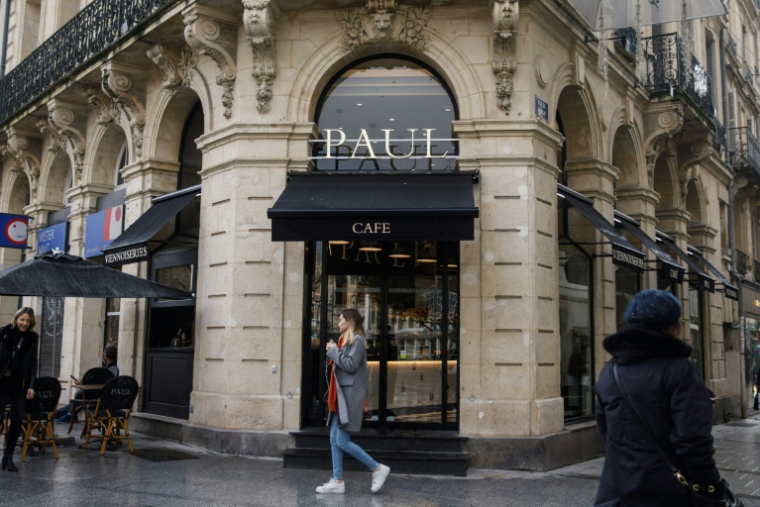 La Fédération des entreprises de boulangerie regroupe des chaînes comme Paul, La Mie Caline ou Ange ( AFP / Sameer Al-DOUMY )