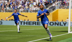 Chelsea s'offre Paris et le toit du monde