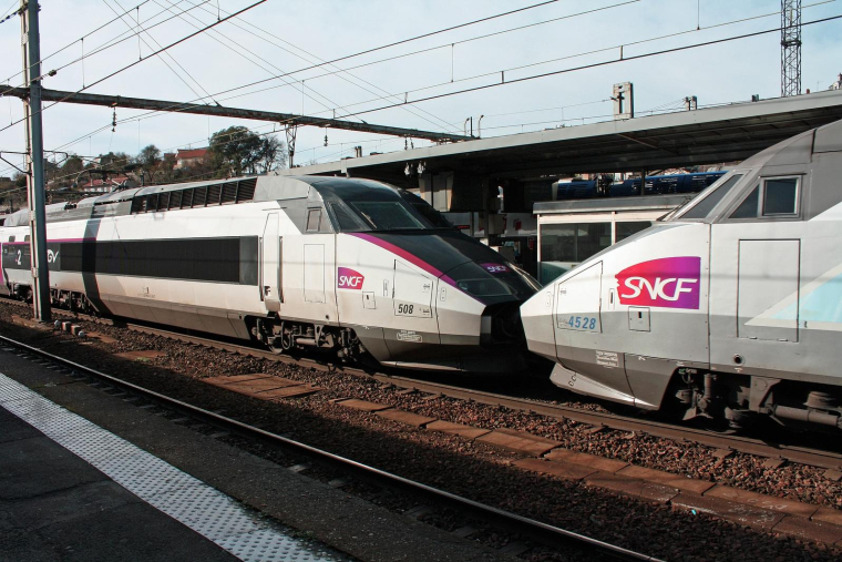 D’après Trainline, un trajet Paris-Rennes effectué pendant les ponts de mai en 2024 pouvait coûter 63 % moins cher en moyenne s’il était réservé à temps. (Illustration) (Inkflo / Pixabay)