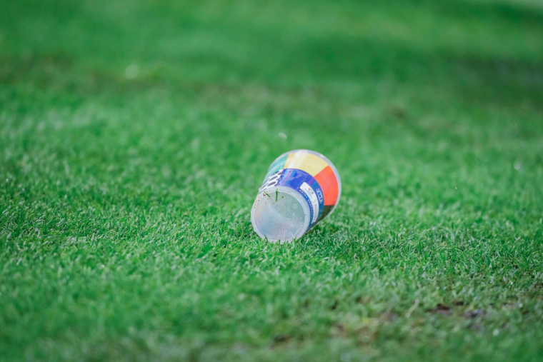 En Belgique, le match Standard-Antwerp arrêté à cause de jets de gobelets