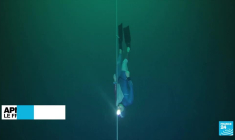 Apnée profonde: record du monde à 120 m en bi-palmes pour le Français Arnaud Jerald