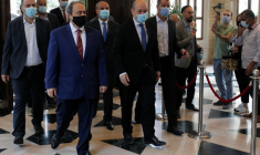 A BEYROUTH, LE DRIAN MENACE D'ACCENTUER LA PRESSION SUR LES DIRIGEANTS LIBANAIS