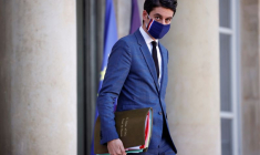 IMMIGRATION : "IL Y A EN A MARRE DES DOUBLES DISCOURS" BRITANNIQUES, DIT ATTAL