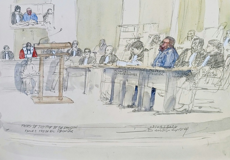 Croquis d'audience du procès de Frédéric Péchier, ancien médecin anesthésiste accusé d'avoir empoisonné 30 patients, dont 12 sont morts, le 8 septembre 2025 à Besançon ( AFP / Benoit PEYRUCQ )