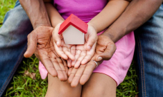 Comment épargner pour ses enfants ? / iStock.com - twinsterphoto