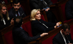 Marine Le Pen à Paris, le 4 avril 2023. ( AFP / CHRISTOPHE ARCHAMBAULT )