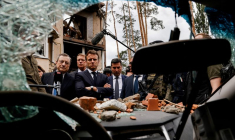 A IRPIN, MACRON SALUE L'HÉROÏSME DU PEUPLE UKRAINIEN