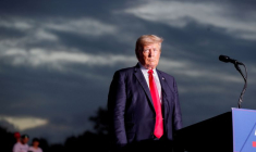 ETATS-UNIS: TMTG CHERCHE À LEVER 1 MILLIARD DE DOLLARS POUR LE RÉSEAU SOCIAL DE TRUMP, SELON DES SOURCES