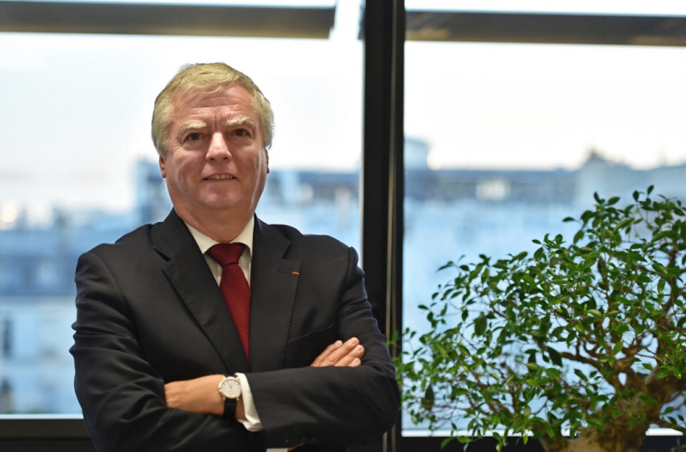 ( AFP / CHRISTOPHE ARCHAMBAULT )