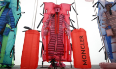 LES VENTES DE MONCLER ONT DÉPASSÉ 2 MILLIARDS D'EUROS EN 2021