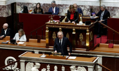 Bayrou a prononcé devant le Parlement son discours de politique générale