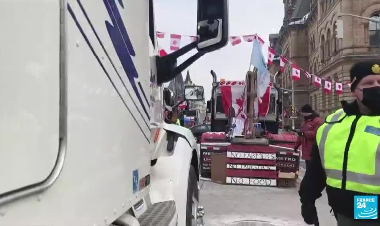Contestation au Canada : la police un ultimatum aux manifestants
