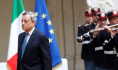 Draghi quitte le Palais Chigi à Rome
