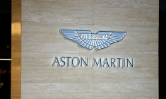 ASTON MARTIN DANS LE ROUGE, LE TITRE PLONGE ENCORE